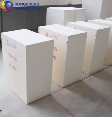 Υψηλής θερμοκρασίας λιωμένα λιωμένα τούβλα Ανθεκτικά τούβλα κορούνθου ζιρκόνια AZS-41, AZS-36, AZS-33 Για γυάλινο φούρνο