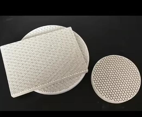 Υψηλής αντοχής 50-200 mm Cordierite πορώδης υπέρυθρες κεραμική πλάκα μέλιτος για αντοχή θερμικού σοκ καυστήρα
