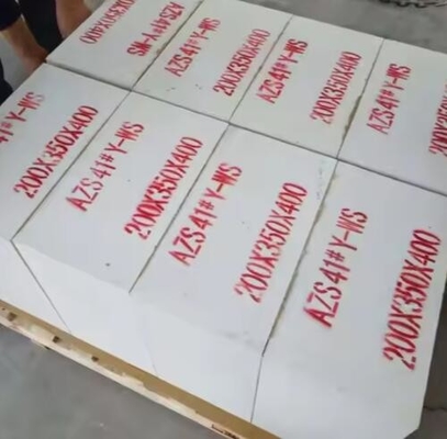 Υψηλής θερμοκρασίας λιωμένα λιωμένα τούβλα Ανθεκτικά τούβλα κορούνθου ζιρκόνια AZS-41, AZS-36, AZS-33 Για γυάλινο φούρνο